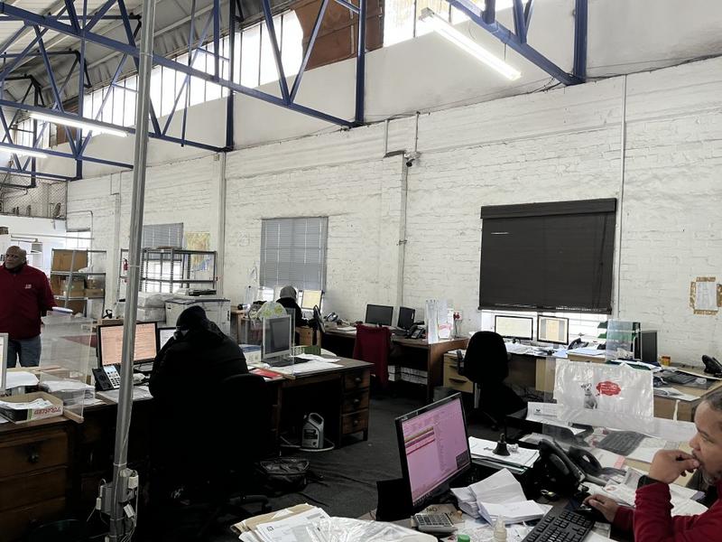 To Let commercial Property for Rent in Paarden Eiland Western Cape